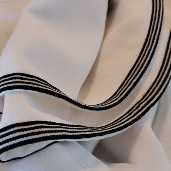 Sharagano White Dress - Picture 11 of 11